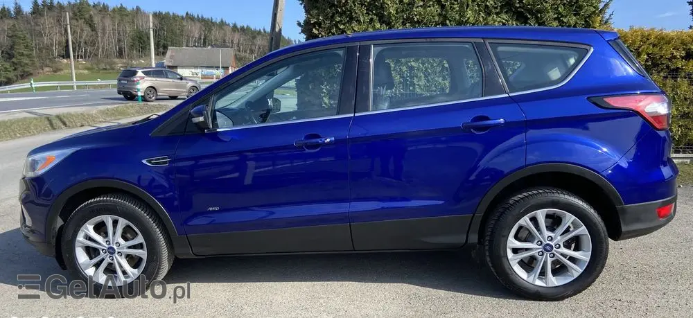 FORD Kuga 2.0 TDCi 4x4 Titanium