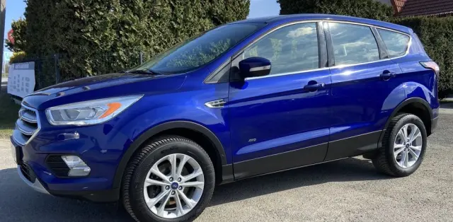 FORD Kuga 2.0 TDCi 4x4 Titanium