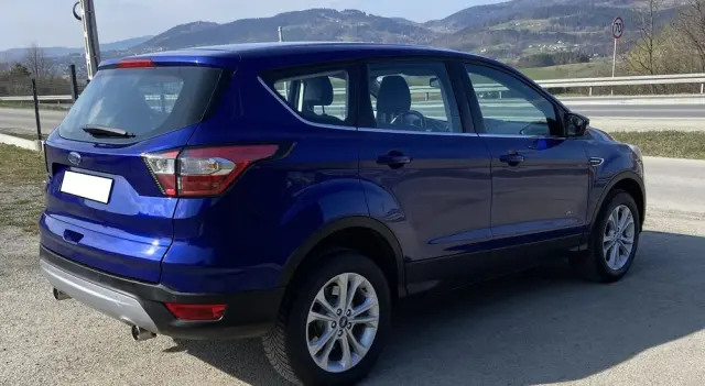 FORD Kuga 2.0 TDCi 4x4 Titanium
