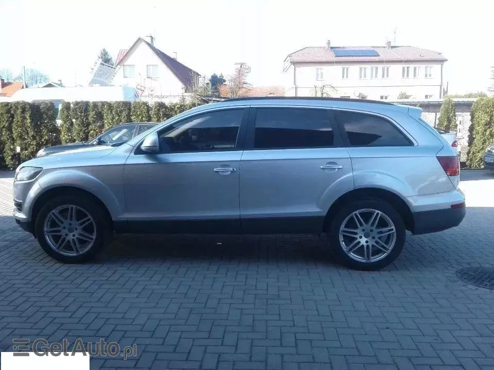 AUDI Q7 Q7