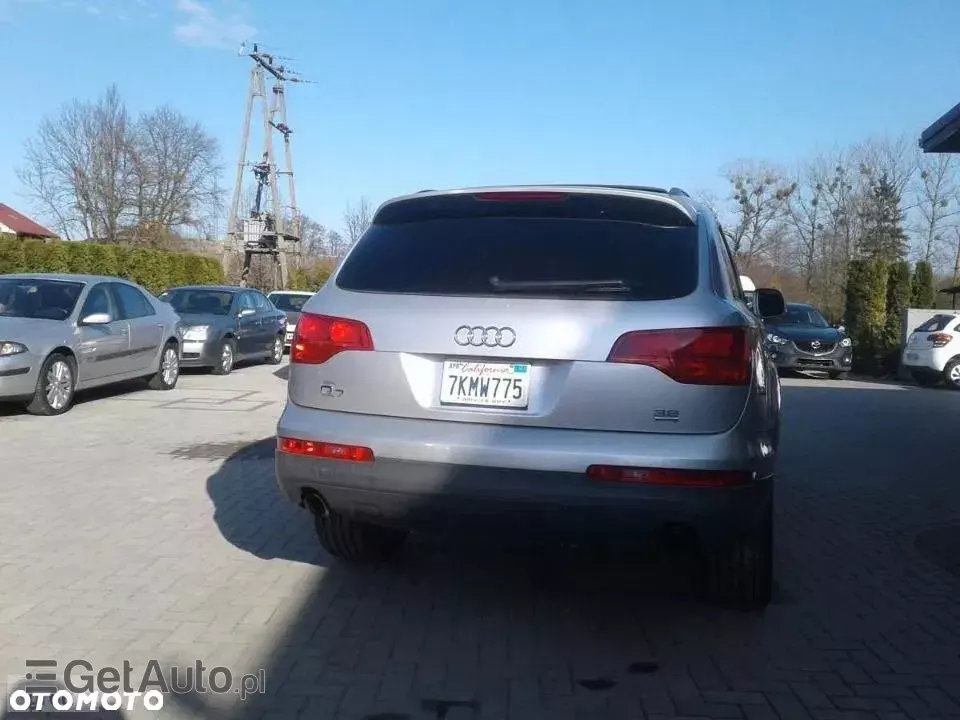 AUDI Q7 Q7