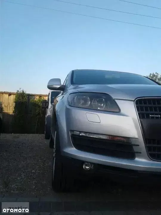 AUDI Q7 Q7