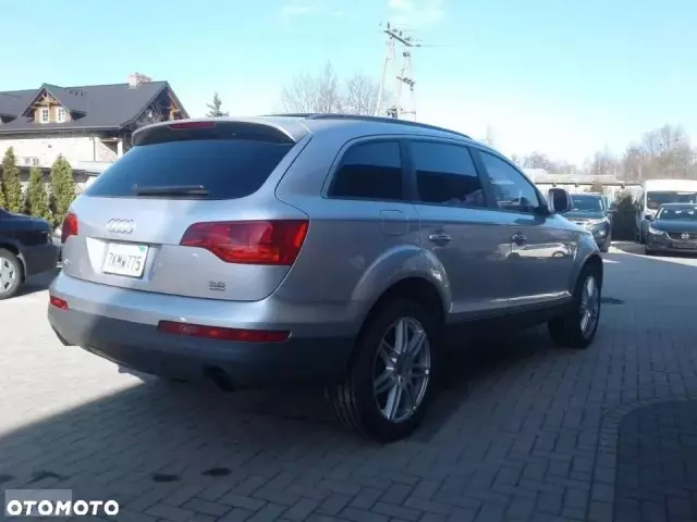 AUDI Q7 Q7