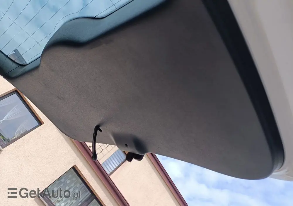 SKODA Yeti 2.0 TDI SCR 4x2 Active