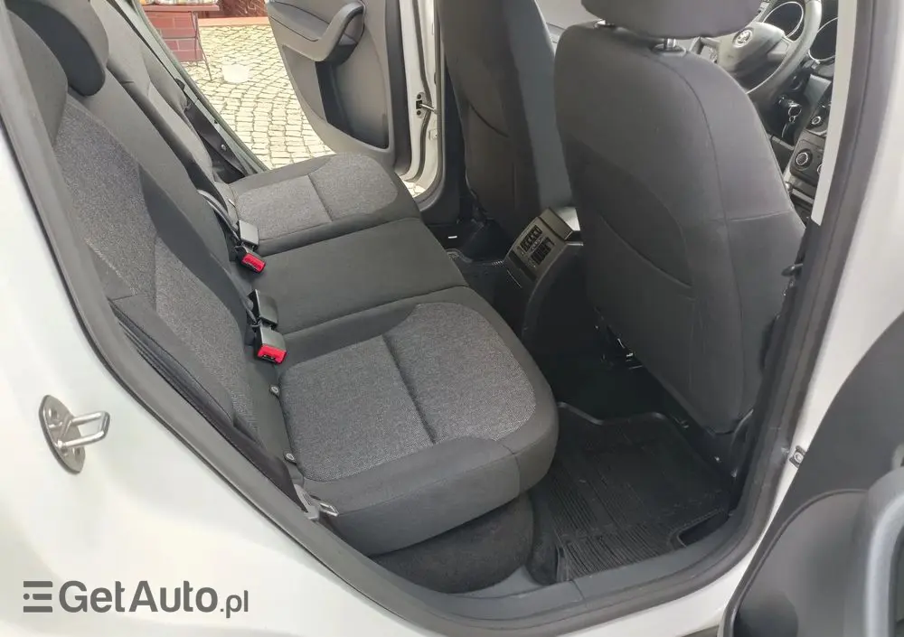 SKODA Yeti 2.0 TDI SCR 4x2 Active