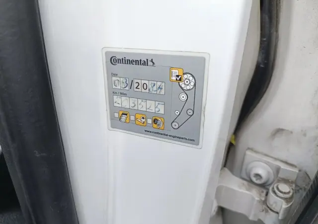 SKODA Yeti 2.0 TDI SCR 4x2 Active