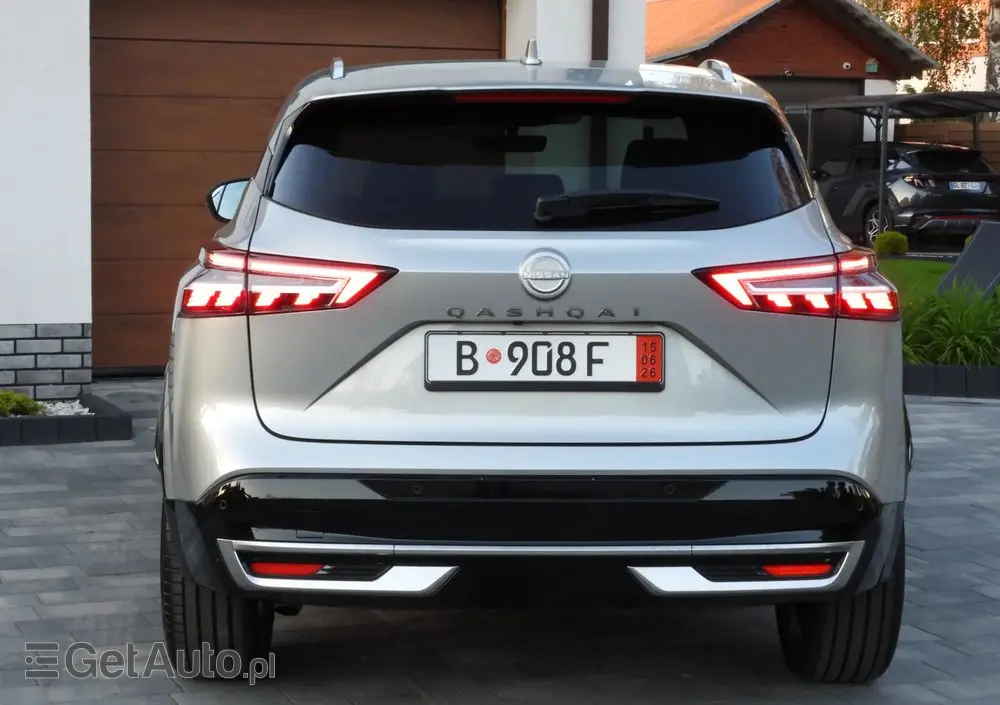 NISSAN Qashqai 1.3 DIG-T MHEV Xtronic Tekna+