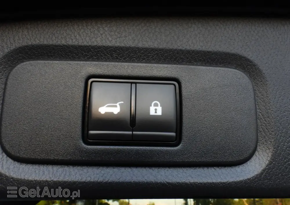 NISSAN Qashqai 1.3 DIG-T MHEV Xtronic Tekna+