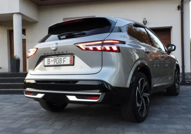 NISSAN Qashqai 1.3 DIG-T MHEV Xtronic Tekna+
