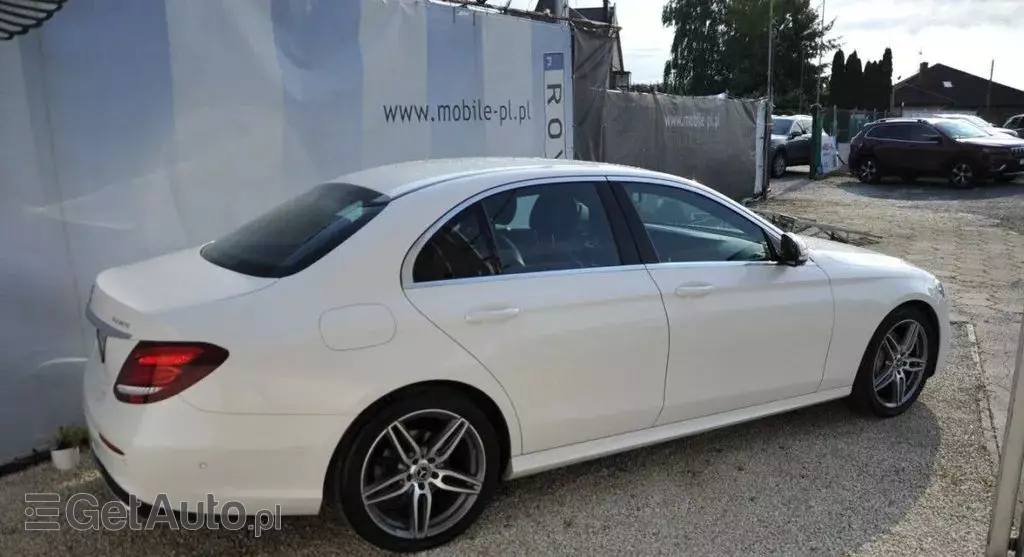 MERCEDES-BENZ Klasa E 