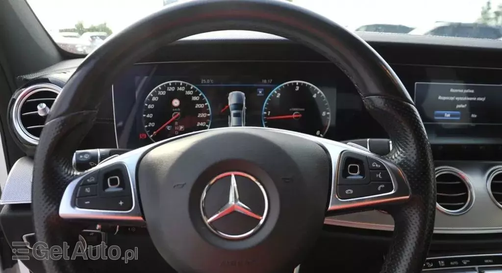 MERCEDES-BENZ Klasa E 