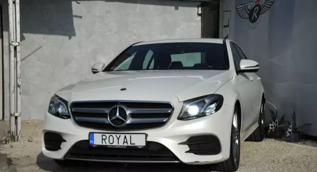 MERCEDES-BENZ Klasa E 