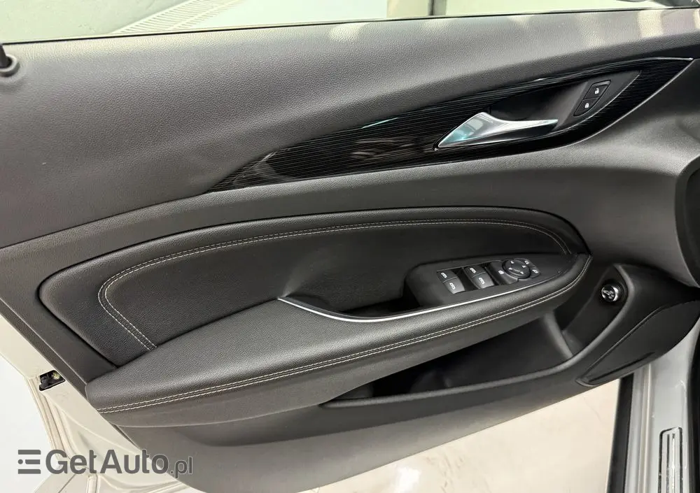 OPEL Insignia 2.0