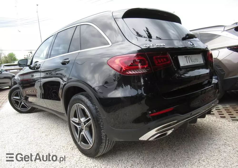 MERCEDES-BENZ GLC 
