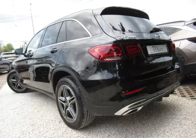 MERCEDES-BENZ GLC 