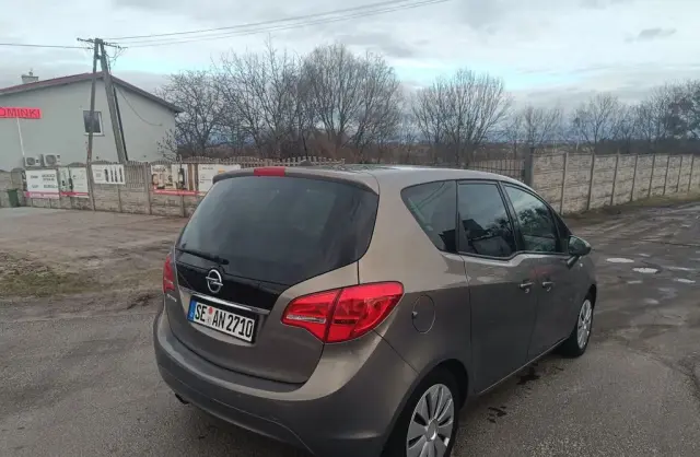 OPEL Meriva 