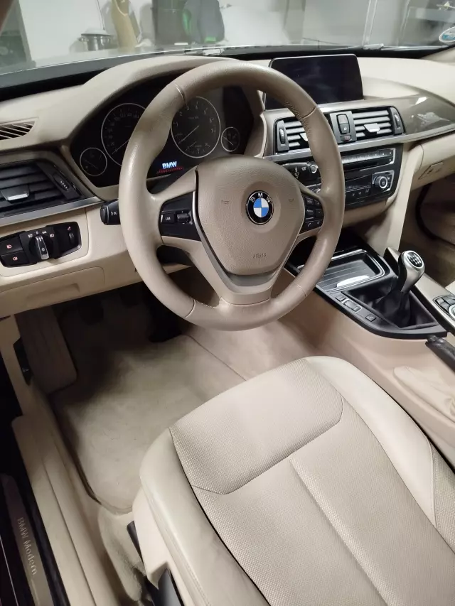 BMW 3GT Modern line