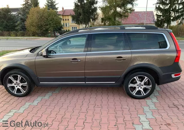 VOLVO XC 70 D4 Momentum