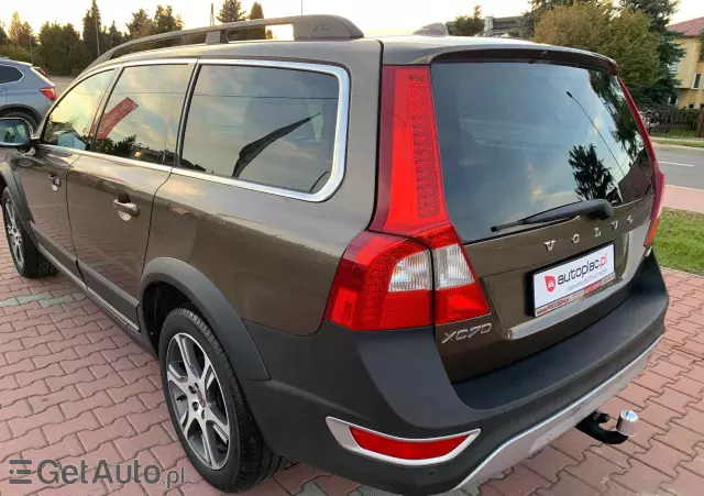 VOLVO XC 70 D4 Momentum