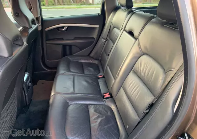 VOLVO XC 70 D4 Momentum