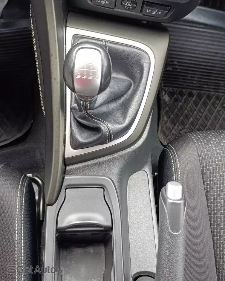 HONDA Civic 1.6 i-DTEC Comfort Navi SD