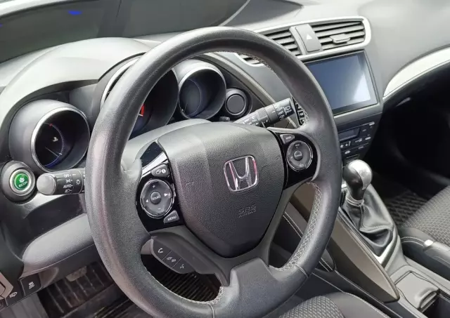 HONDA Civic 1.6 i-DTEC Comfort Navi SD