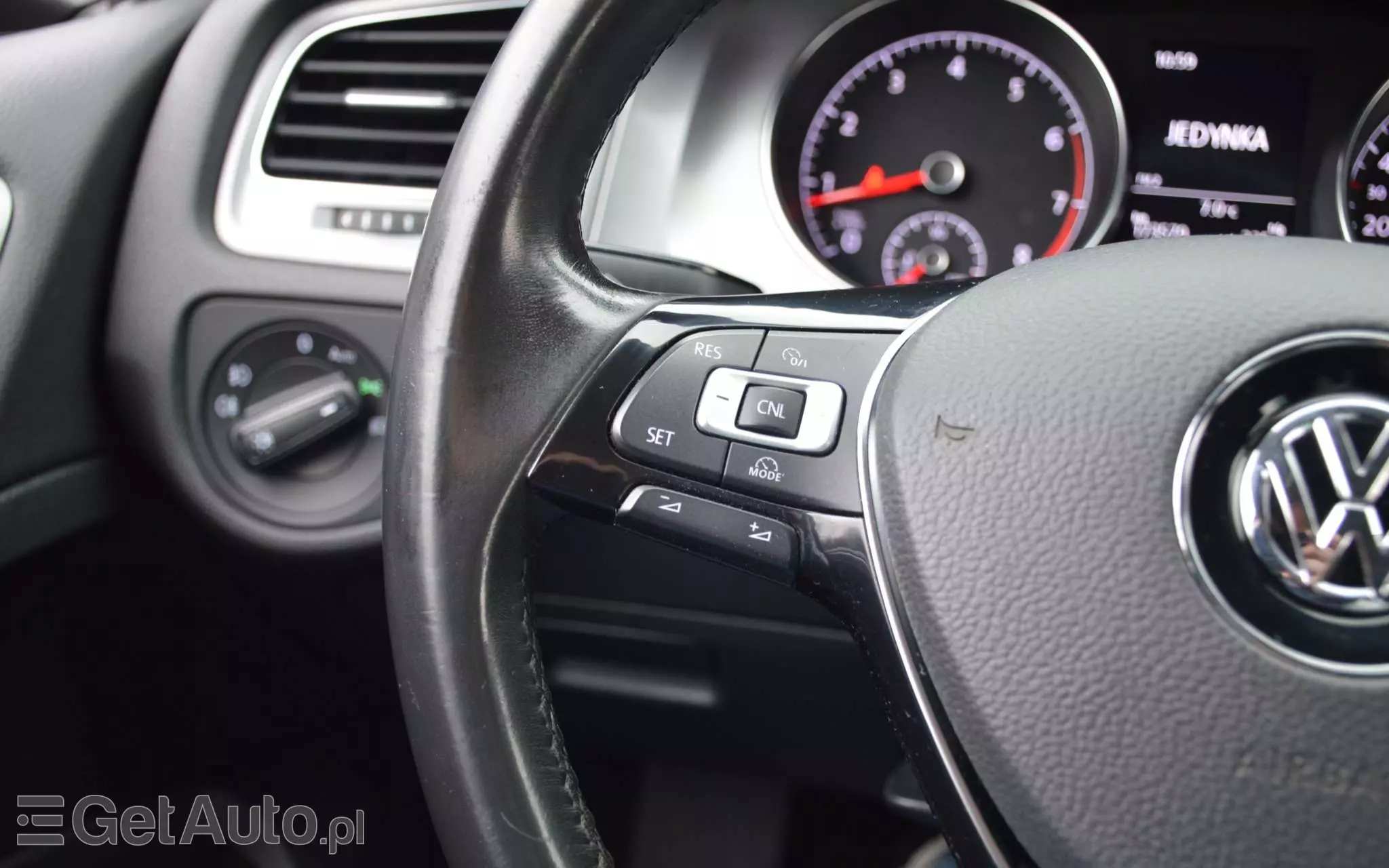 VOLKSWAGEN Golf 1.2 TSI Style