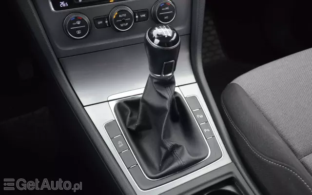 VOLKSWAGEN Golf 1.2 TSI Style