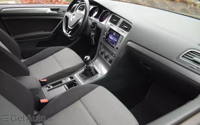 VOLKSWAGEN Golf 1.2 TSI Style