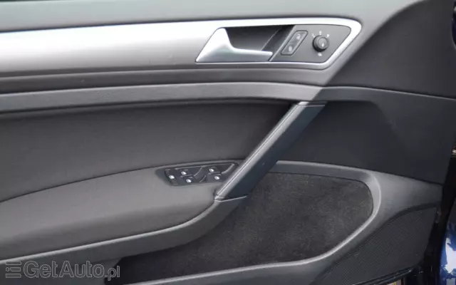 VOLKSWAGEN Golf 1.2 TSI Style