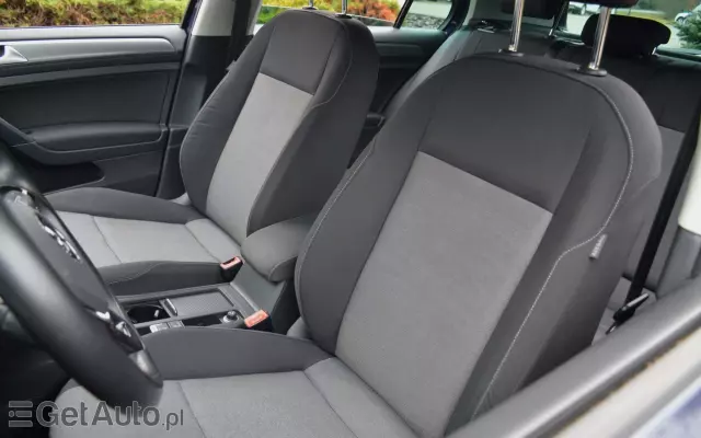 VOLKSWAGEN Golf 1.2 TSI Style