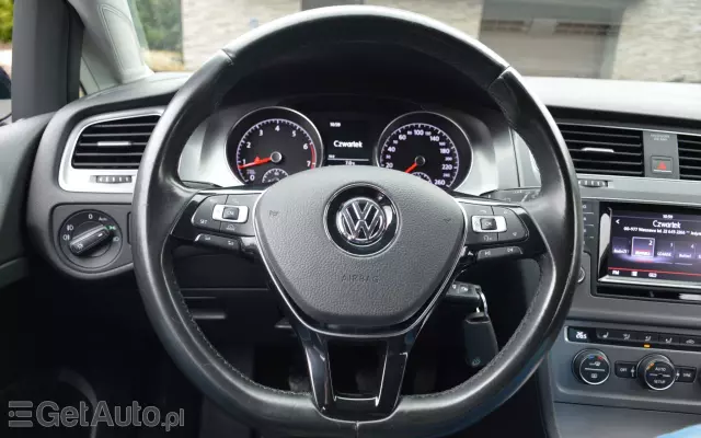 VOLKSWAGEN Golf 1.2 TSI Style