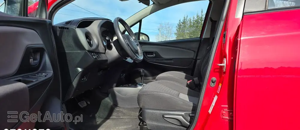 TOYOTA Yaris Hybrid 100 Premium EU6