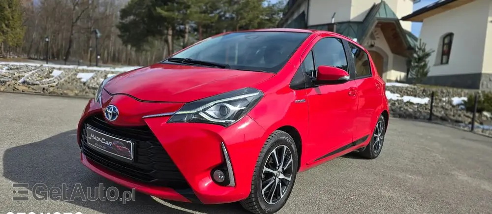 TOYOTA Yaris Hybrid 100 Premium EU6
