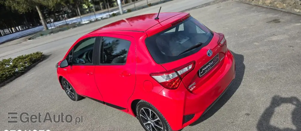TOYOTA Yaris Hybrid 100 Premium EU6