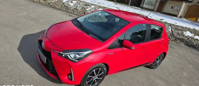 TOYOTA Yaris Hybrid 100 Premium EU6