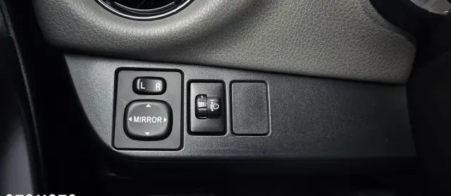 TOYOTA Yaris Hybrid 100 Premium EU6