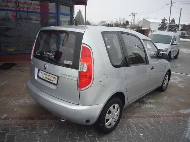 SKODA Roomster 