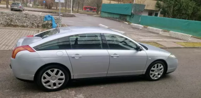 CITROEN C6 
