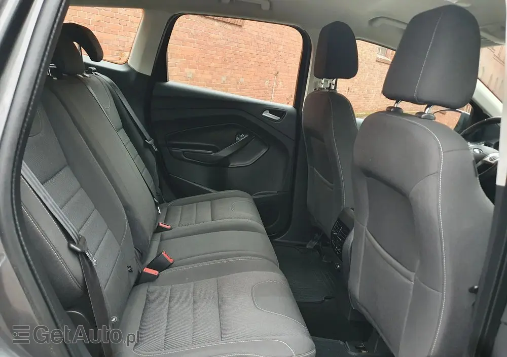 FORD Kuga 1.5 EcoBoost 2x4 Cool & Connect