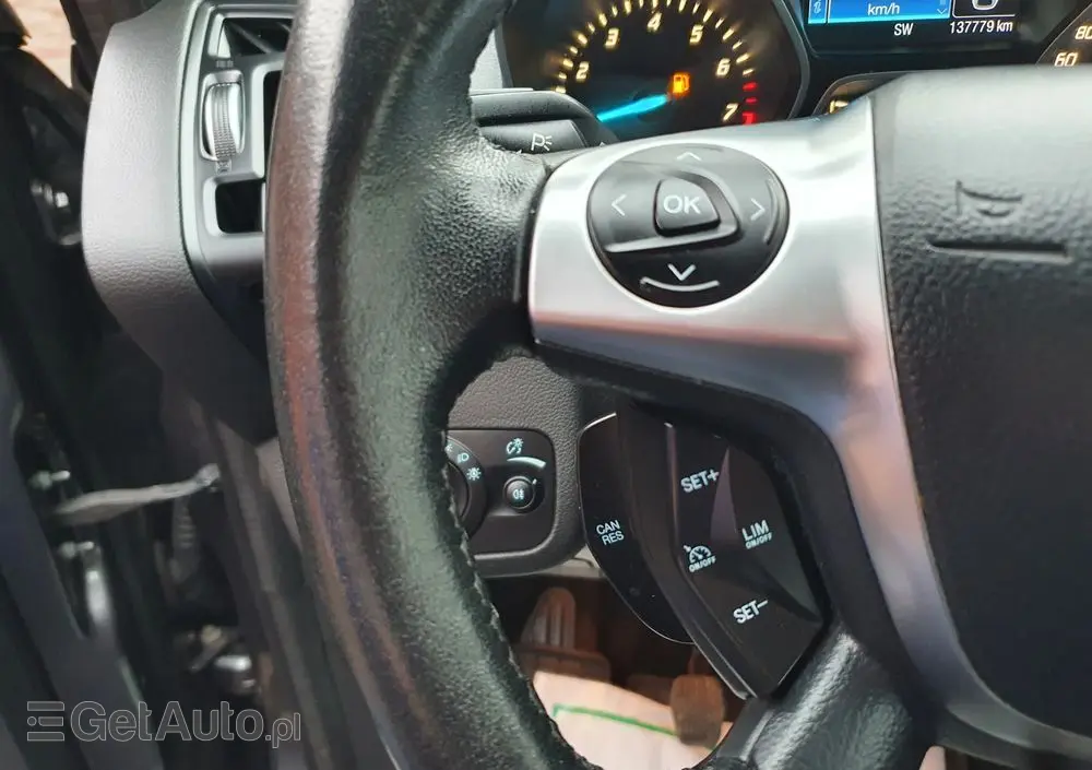 FORD Kuga 1.5 EcoBoost 2x4 Cool & Connect