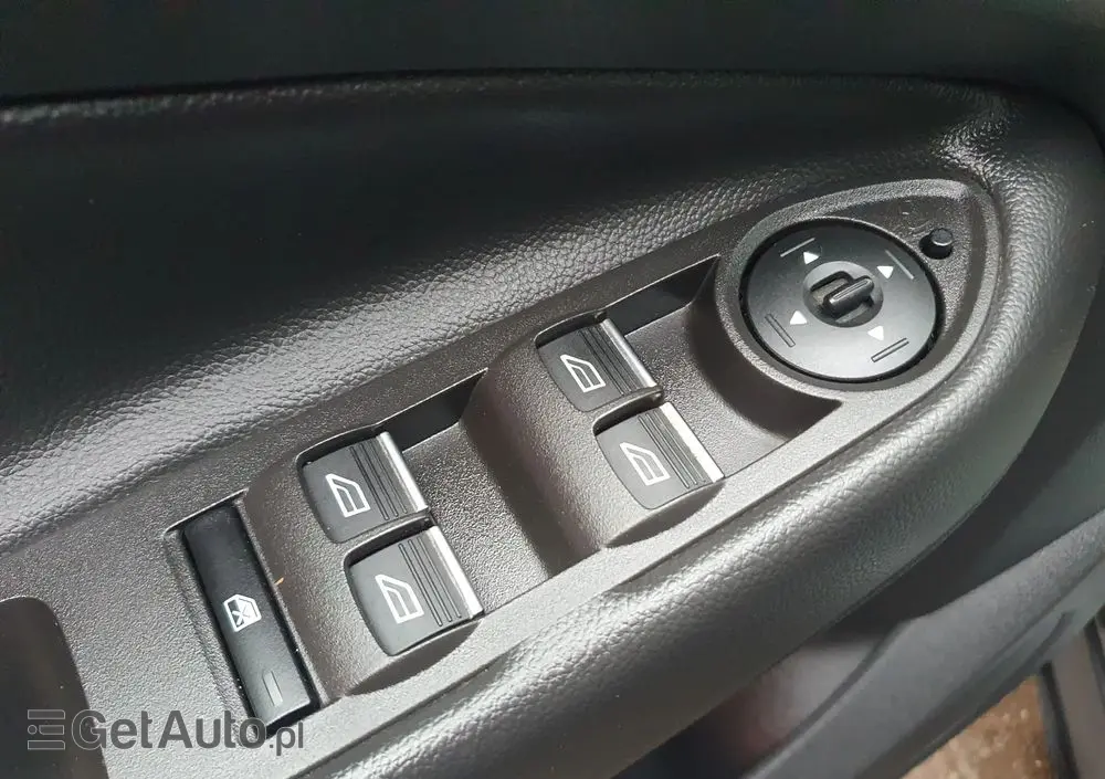 FORD Kuga 1.5 EcoBoost 2x4 Cool & Connect