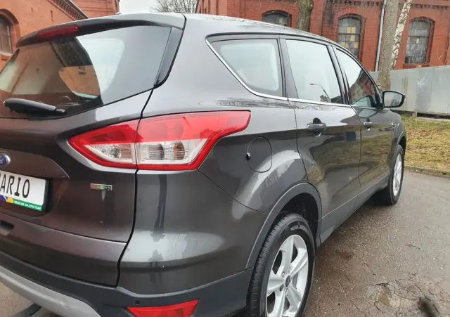 FORD Kuga 1.5 EcoBoost 2x4 Cool & Connect