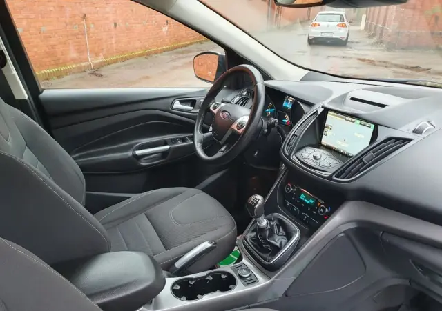 FORD Kuga 1.5 EcoBoost 2x4 Cool & Connect