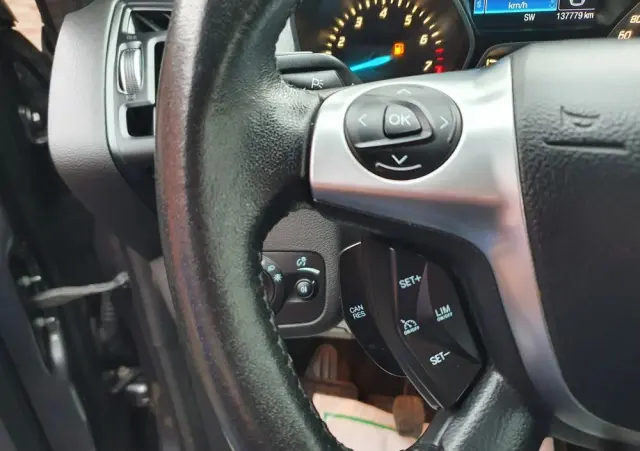 FORD Kuga 1.5 EcoBoost 2x4 Cool & Connect