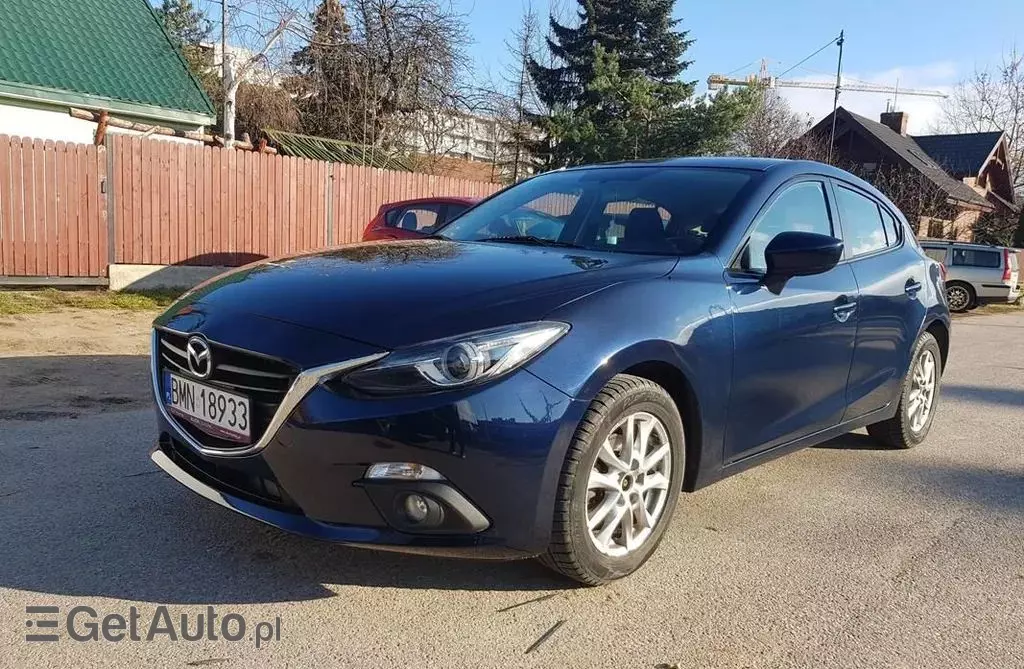 MAZDA 3 