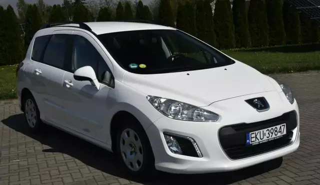 PEUGEOT 308 