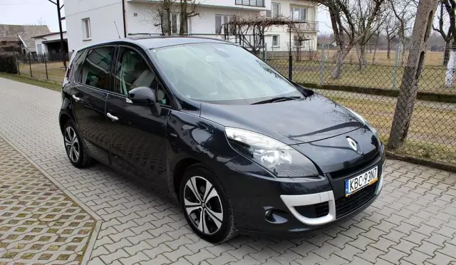 RENAULT Scenic 