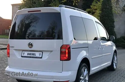 VOLKSWAGEN Caddy 