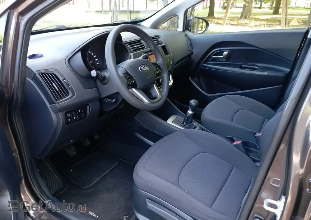 KIA Rio 1.2 M